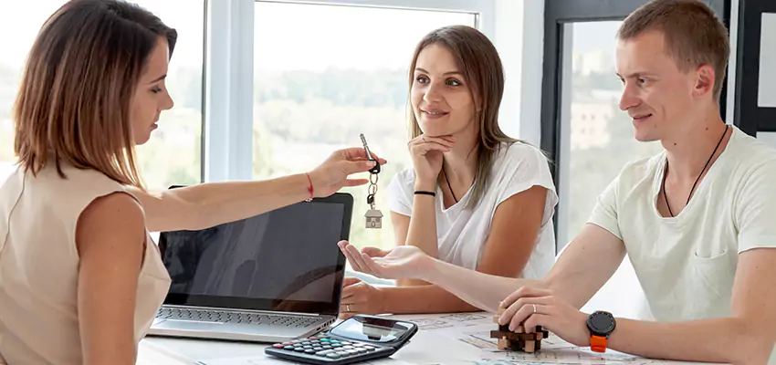 Situations Where Selling Your Apartment is Most Practical in Brookhaven, NY